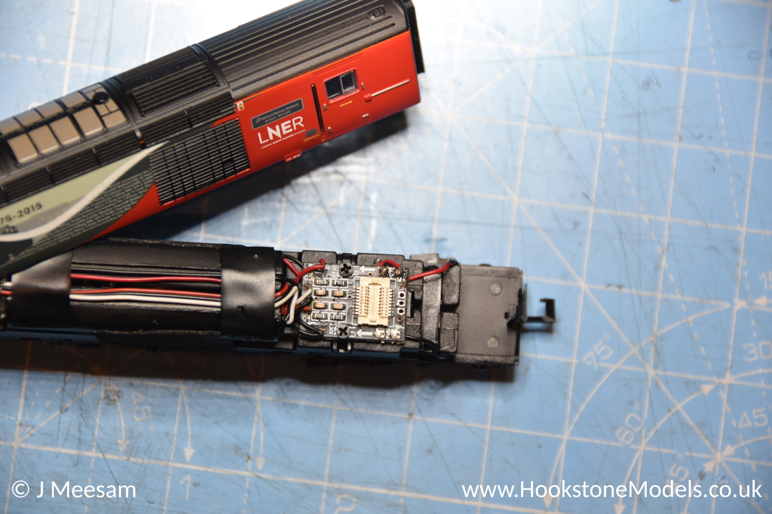 DCC Sound conversion of Dapol Class 43 (HST) models. The procedure is slightly different depending on whether you have the 6-pin or Next18 version of the model. If you aren't sure, contact us for details before placing your order. It is possible to install a decoder and speaker in both the motorized power car, and the dummy car - having sound at both ends of the HST set makes for a super realistic effect.
