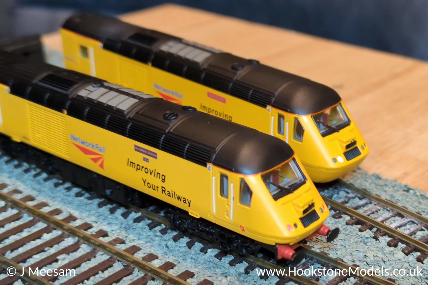 DCC Sound conversion of Dapol Class 43 (HST) models. The procedure is slightly different depending on whether you have the 6-pin or Next18 version of the model. If you aren't sure, contact us for details before placing your order. It is possible to install a decoder and speaker in both the motorized power car, and the dummy car - having sound at both ends of the HST set makes for a super realistic effect.