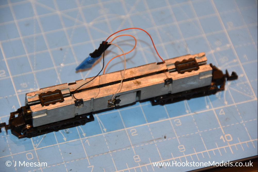 Convert Graham Farish Chinese Split Chassis to DCC