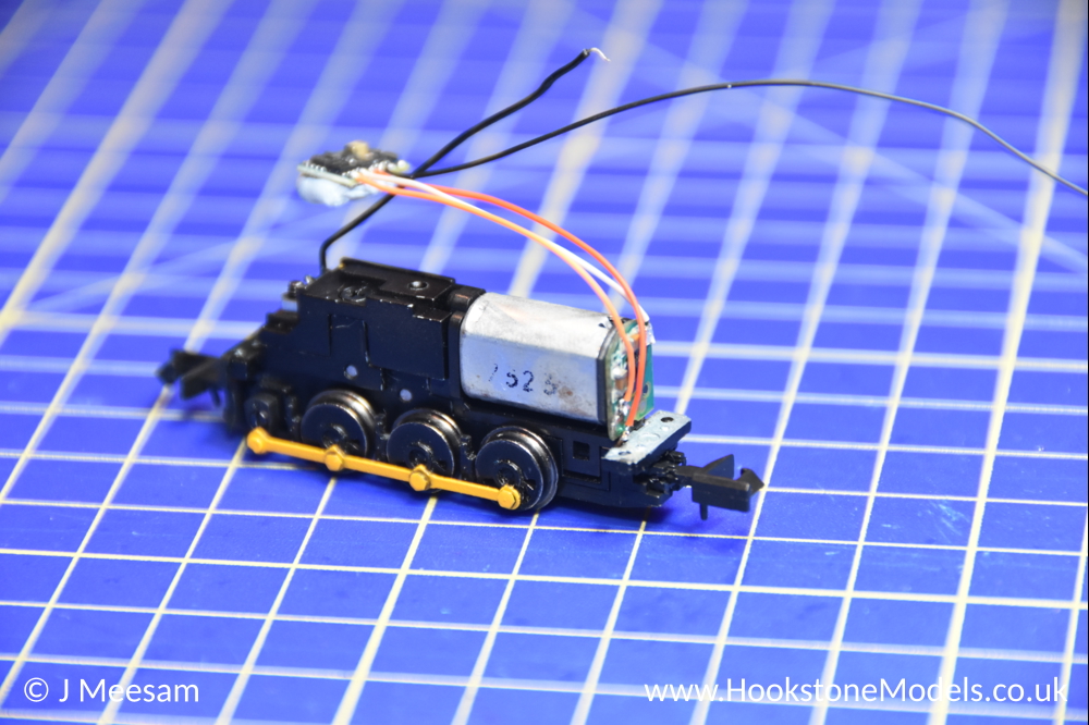 Convert Graham Farish Class 04 shunter to DCC