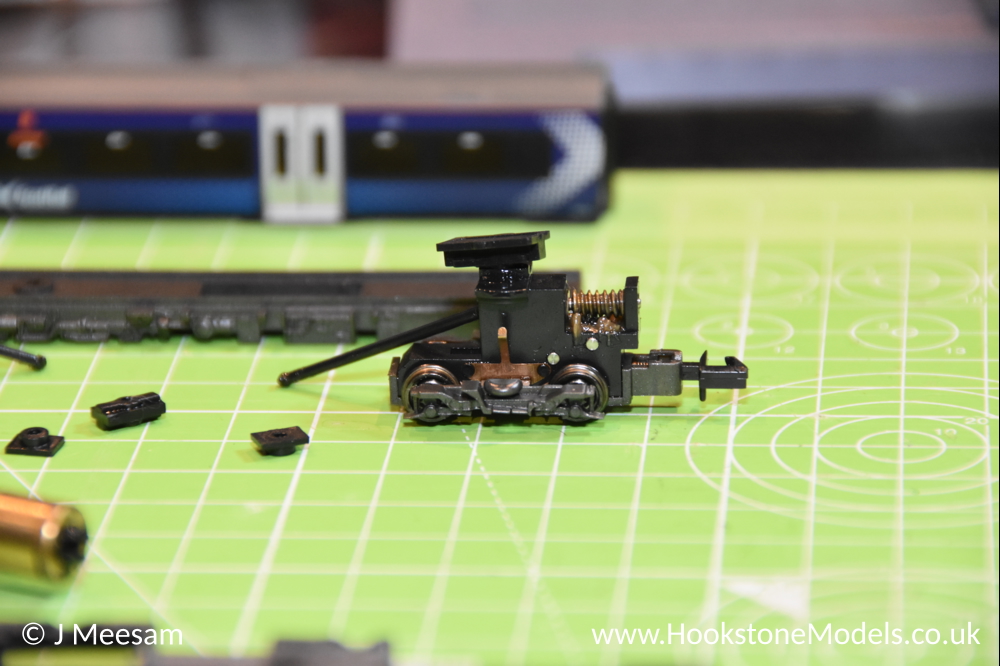 Convert Graham Farish Class 170 split chassis to DCC