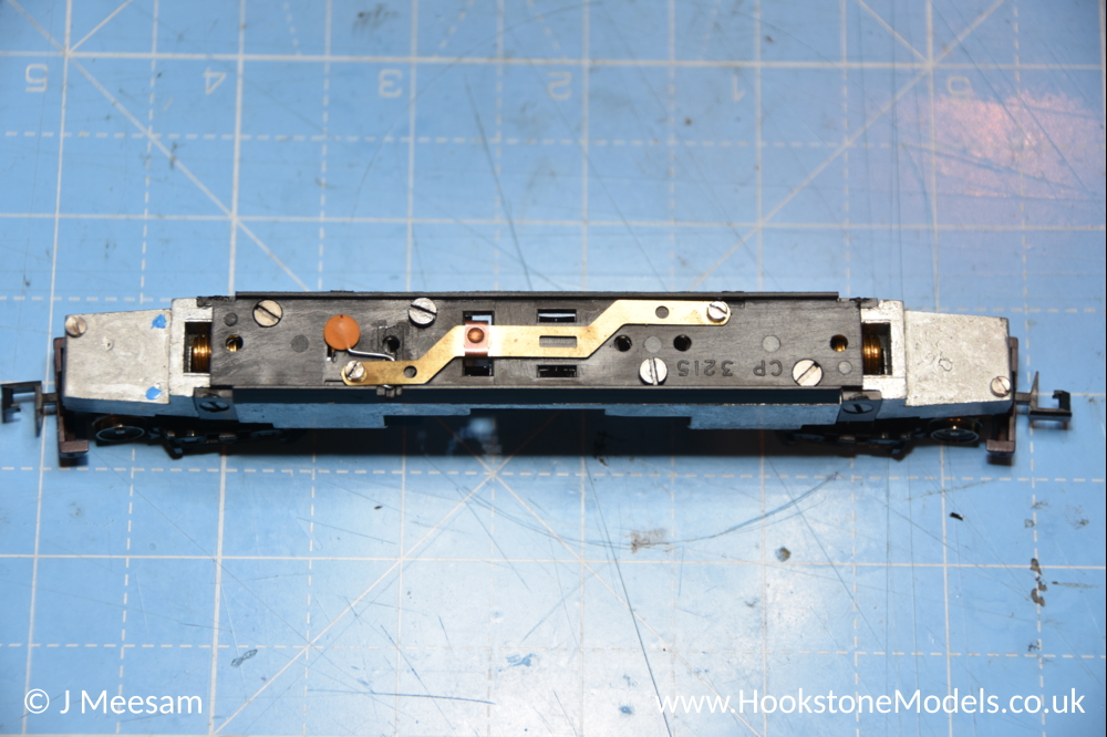 Convert Graham Farish Class 52 Western to DCC