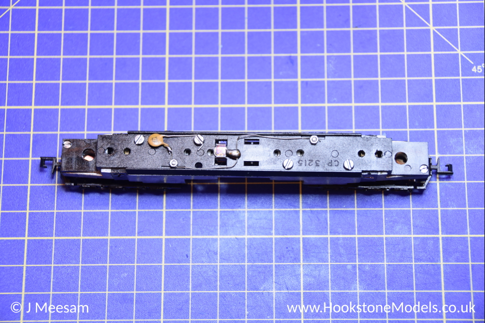 Convert Graham Farish Class 55 Deltic Poole chassis to DCC