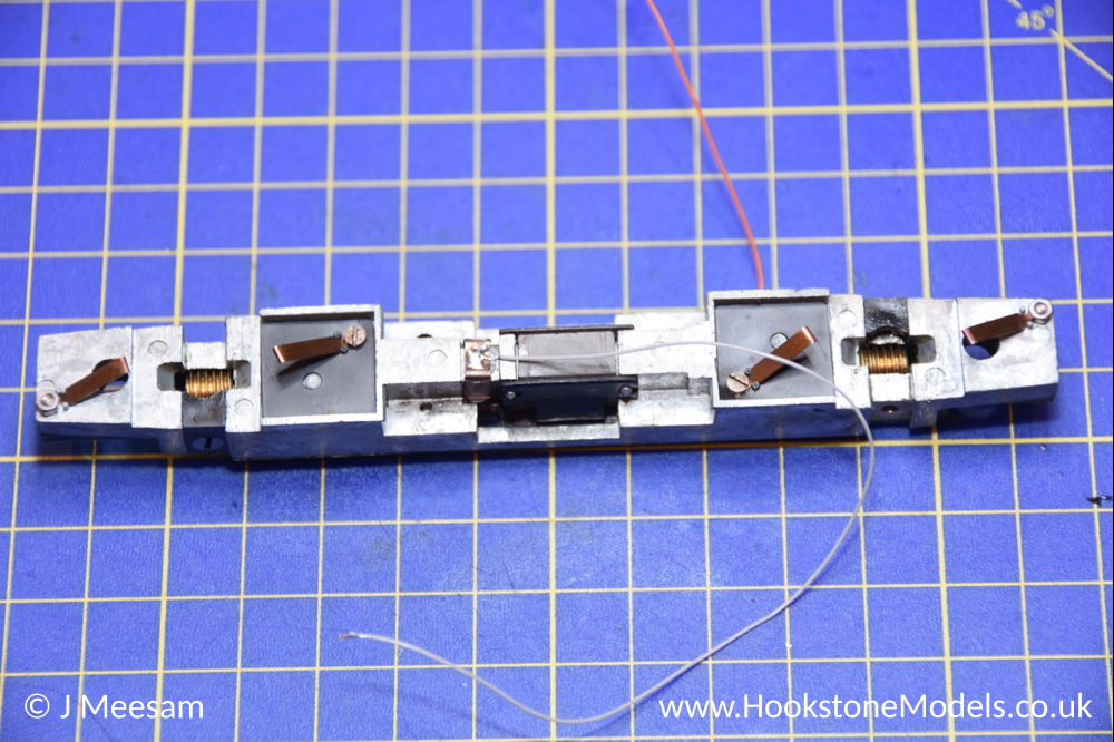 Convert Graham Farish Class 55 Deltic Poole chassis to DCC