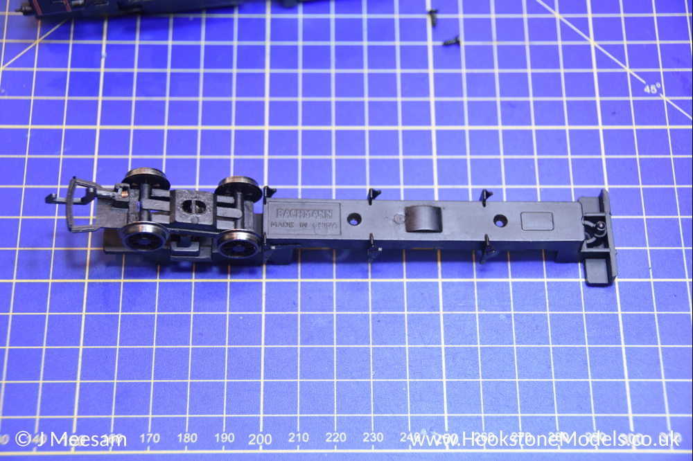 Convert Bachmann OO Gauge split chassis steam loco to DCC sound