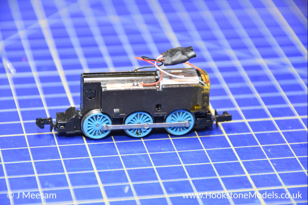 How to convert Tomix Thomas The Tank Engine to DCC